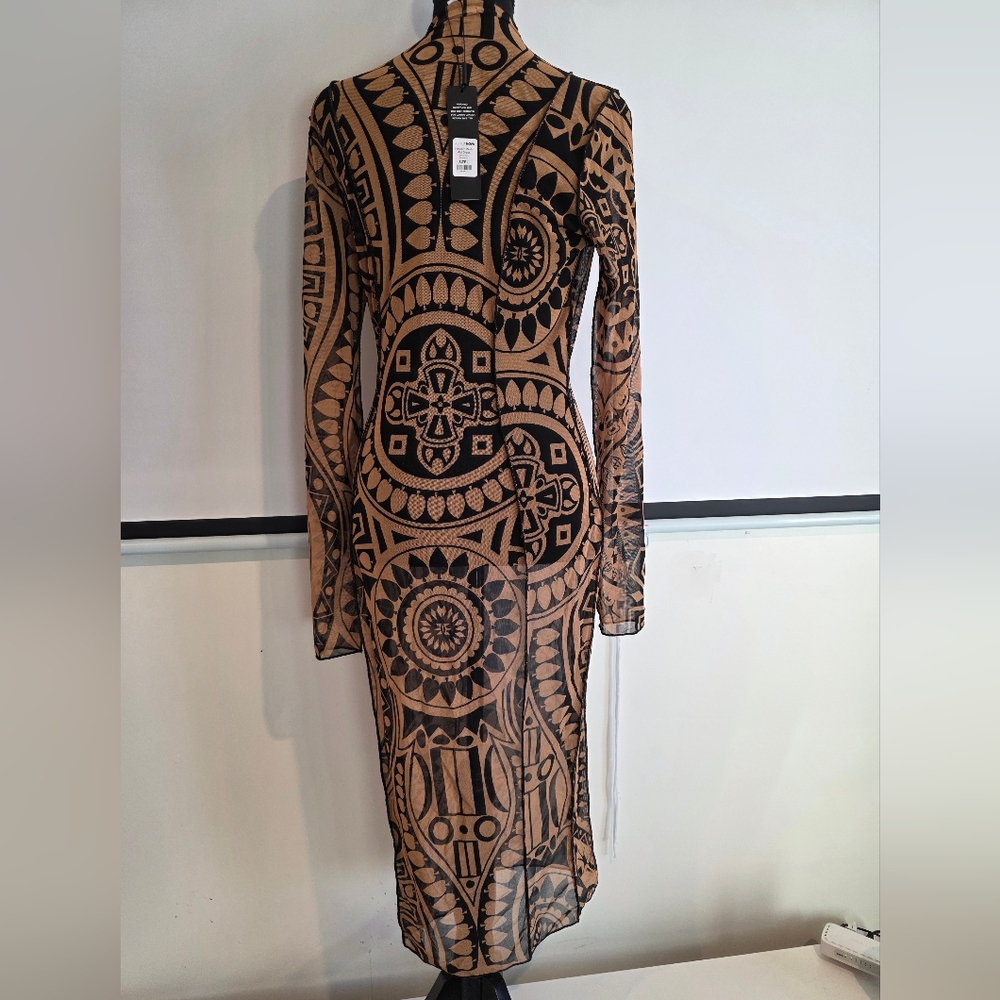 Chic Sheer Black and Tan Geometric Long Sleeve Dress